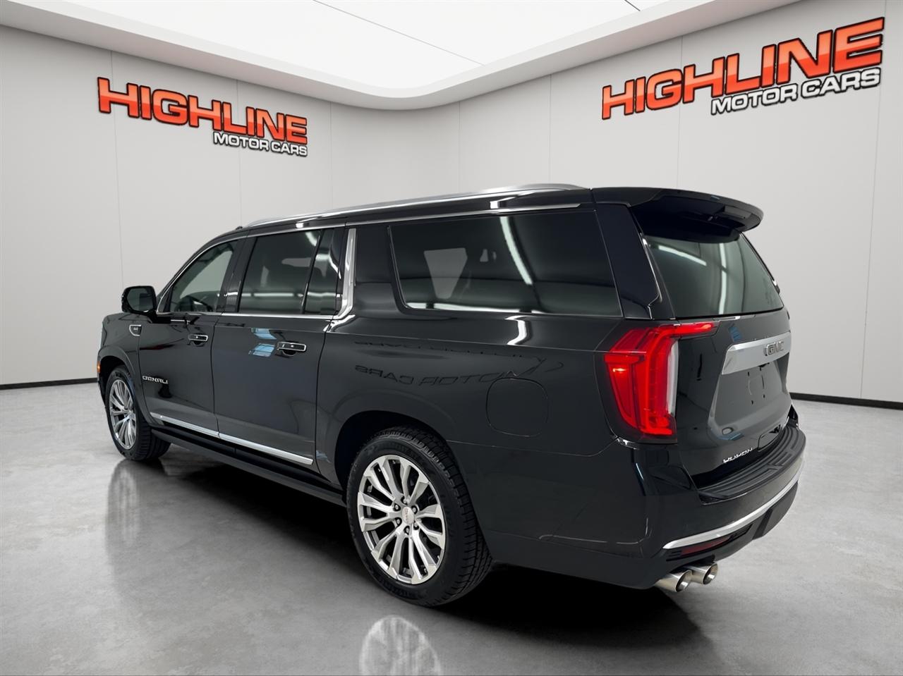 GMC Yukon XL 4WD 4dr Denali 2022