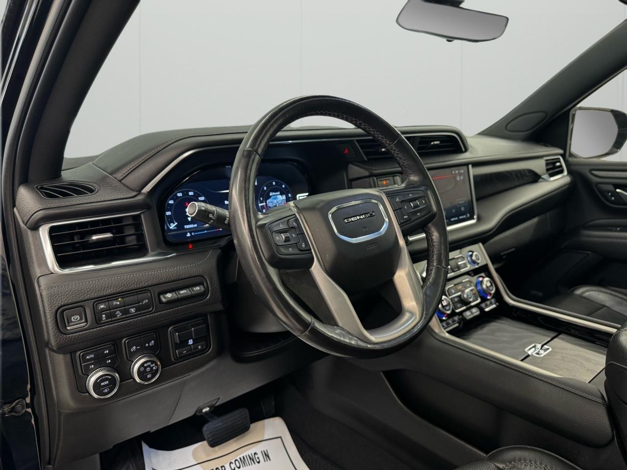 GMC Yukon XL 4WD 4dr Denali 2022