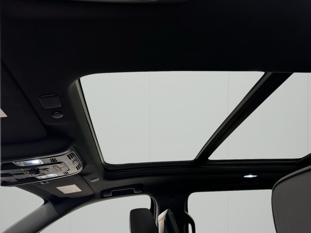 GMC Yukon XL 4WD 4dr Denali 2022