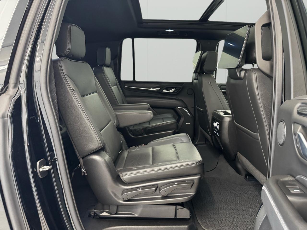 GMC Yukon XL 4WD 4dr Denali 2022