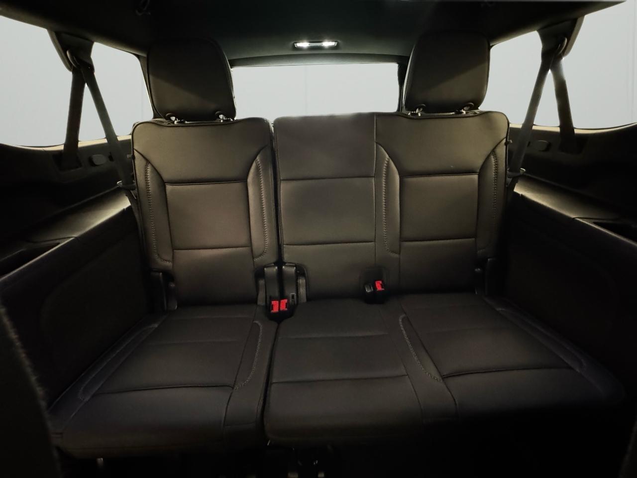 GMC Yukon XL 4WD 4dr Denali 2022