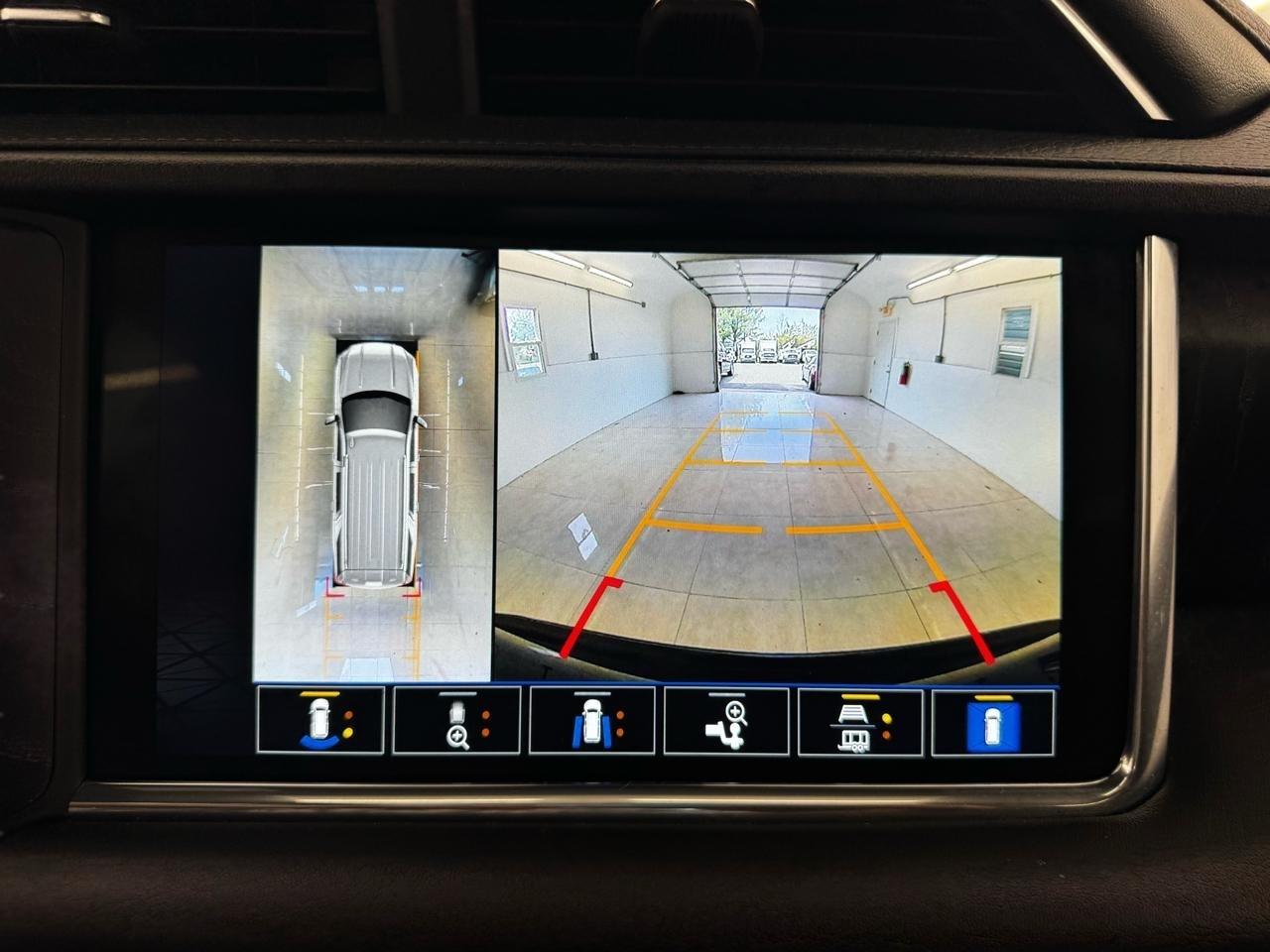 GMC Yukon XL 4WD 4dr Denali 2022