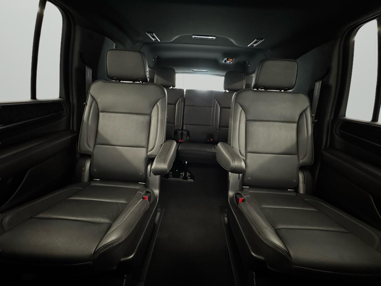 GMC Yukon XL 4WD 4dr Denali 2022