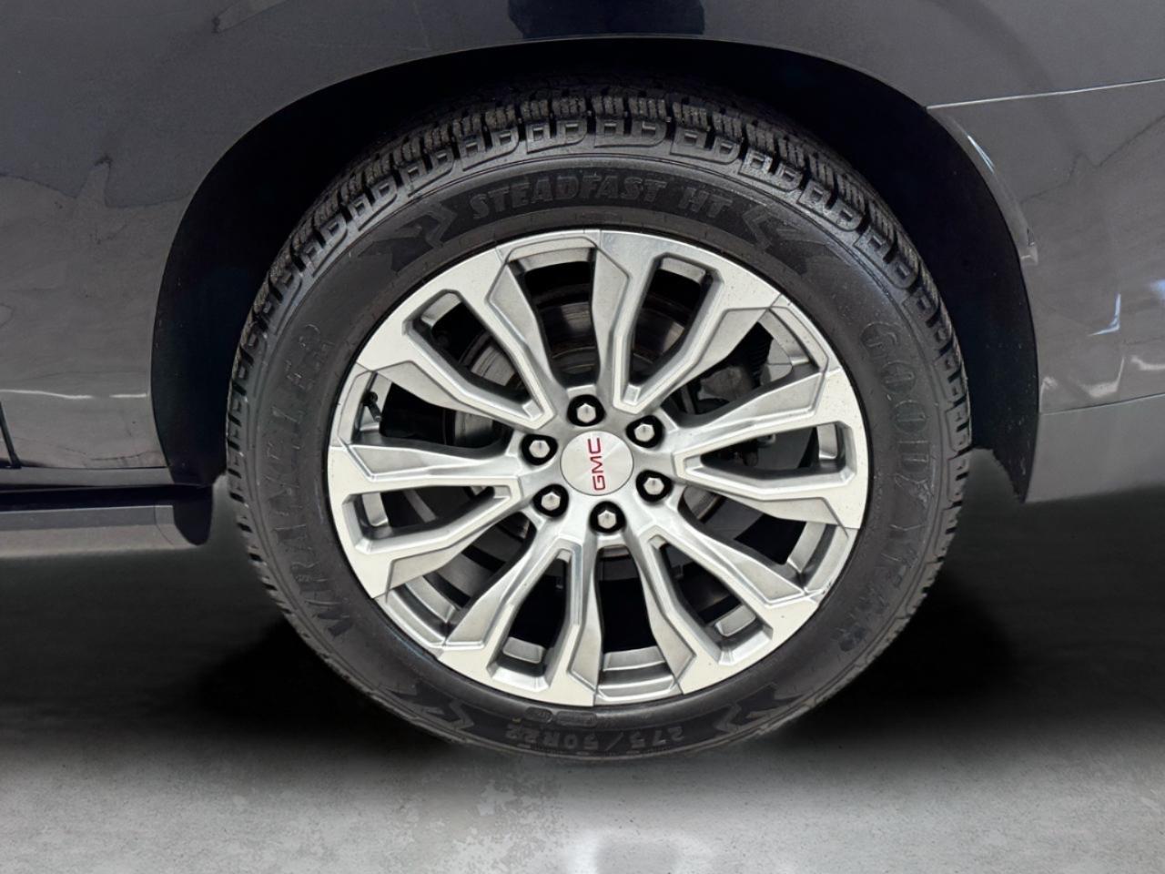 GMC Yukon XL 4WD 4dr Denali 2022