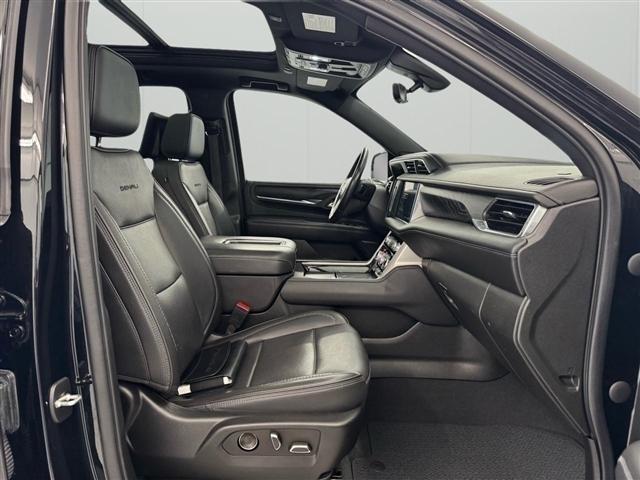 GMC Yukon XL 4WD 4dr Denali 2022
