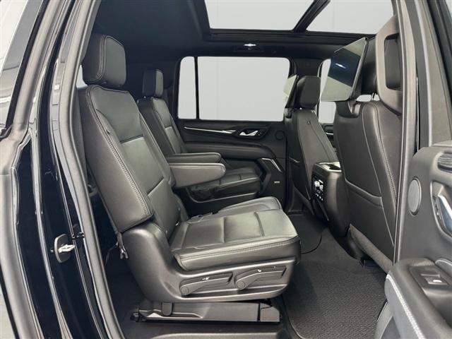 GMC Yukon XL 4WD 4dr Denali 2022