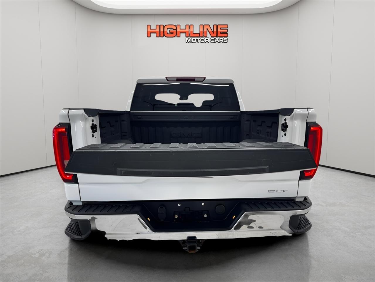 GMC Sierra 1500 4WD Crew Cab 147" SLT 2022