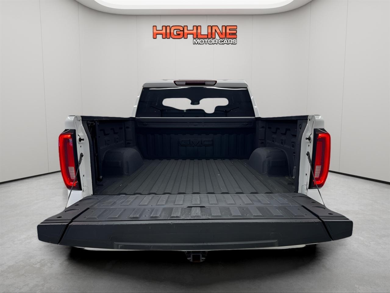 GMC Sierra 1500 4WD Crew Cab 147" SLT 2022