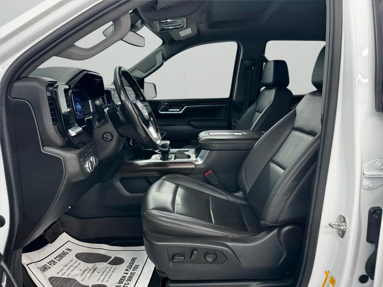 GMC Sierra 1500 4WD Crew Cab 147" SLT 2022