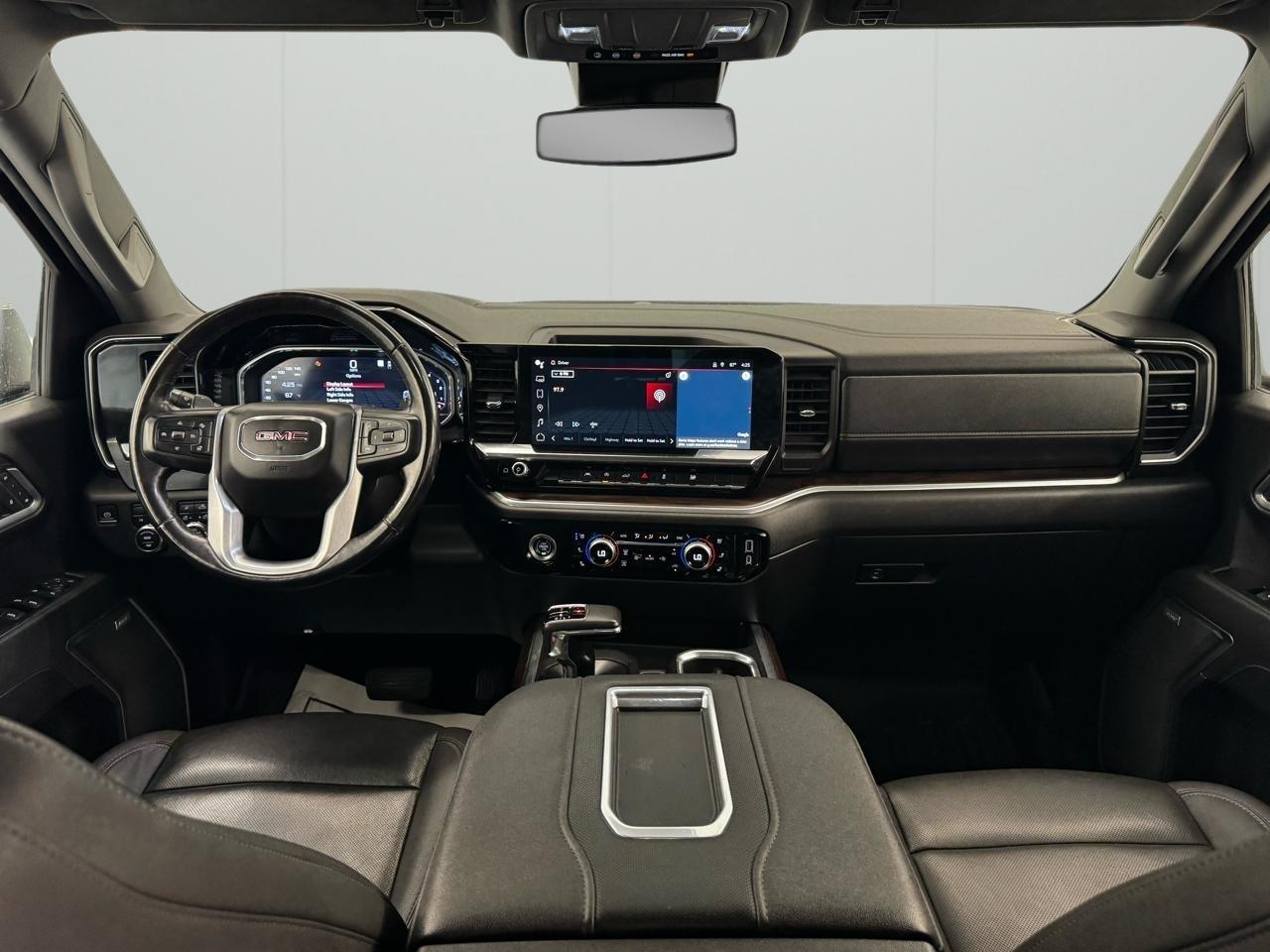 GMC Sierra 1500 4WD Crew Cab 147" SLT 2022