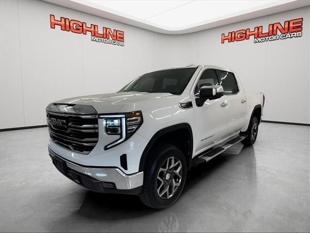 2022 GMC Sierra 1500 4WD Crew Cab 147" SLT