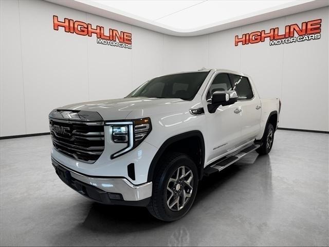 2022 GMC Sierra 1500 4WD Crew Cab 147" SLT