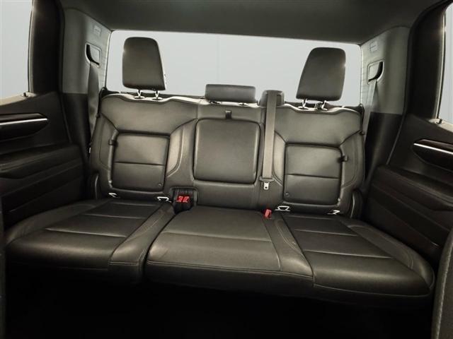 GMC Sierra 1500 4WD Crew Cab 147" SLT 2022