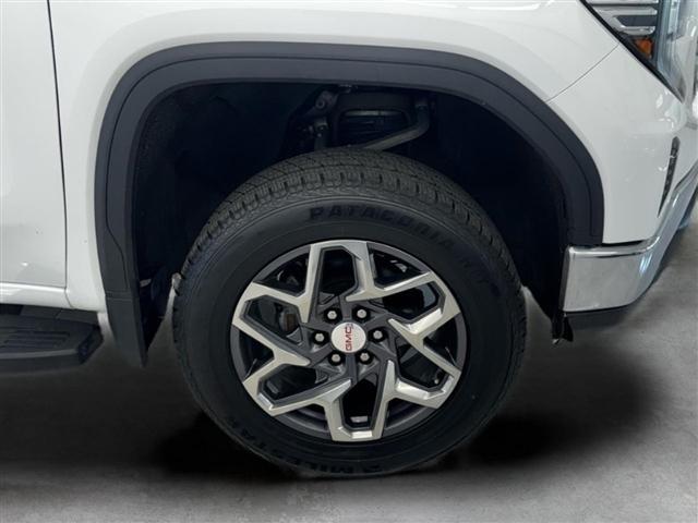 GMC Sierra 1500 4WD Crew Cab 147" SLT 2022