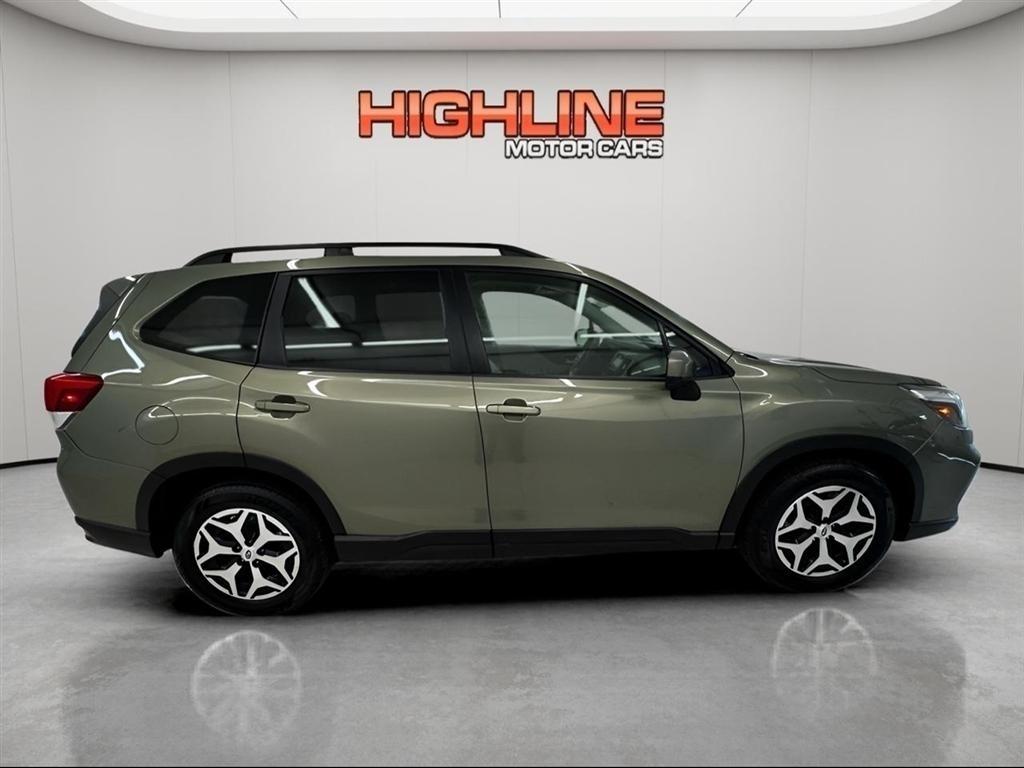 Subaru Forester Premium CVT 2021
