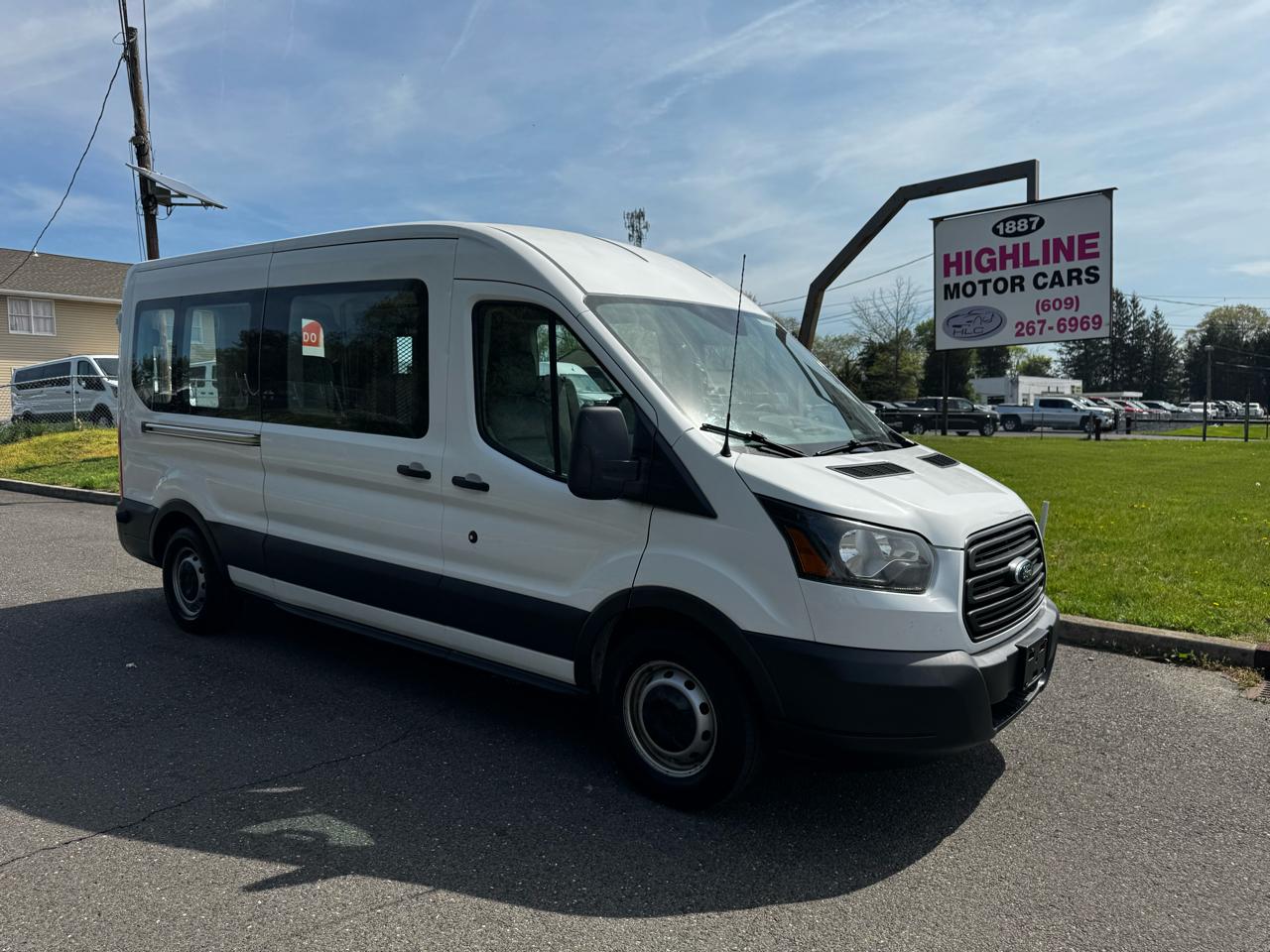 Ford Transit Wagon T-350 148" Med Roof XLT Sliding RH Dr 2016