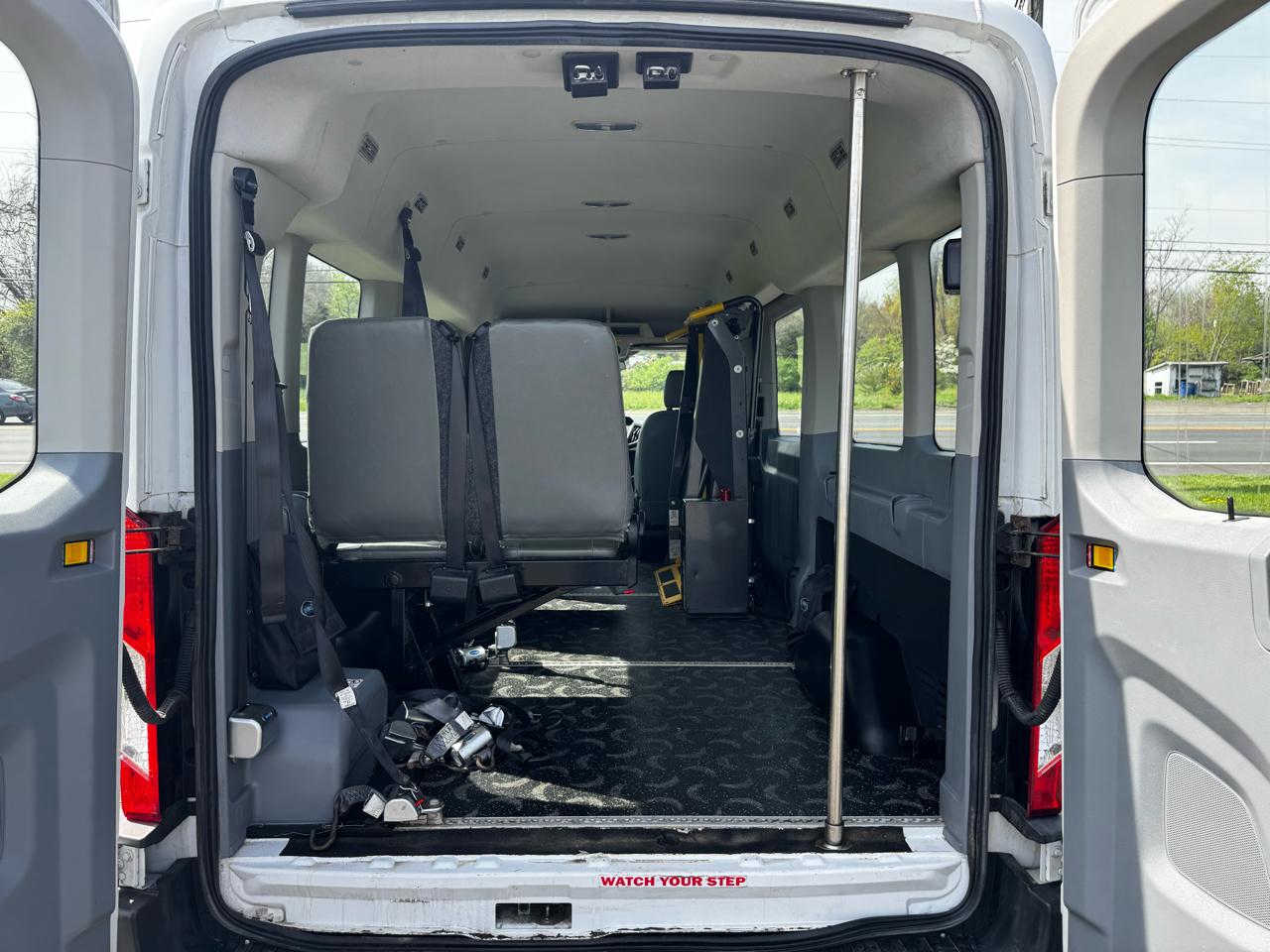 Ford Transit Wagon T-350 148" Med Roof XLT Sliding RH Dr 2016