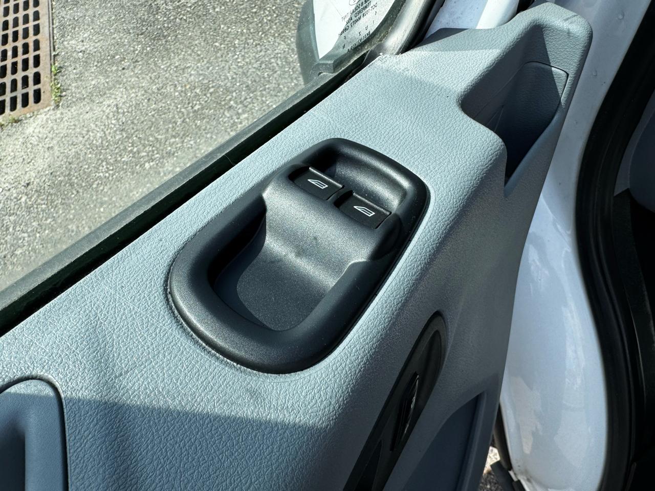 Ford Transit Wagon T-350 148" Med Roof XLT Sliding RH Dr 2016