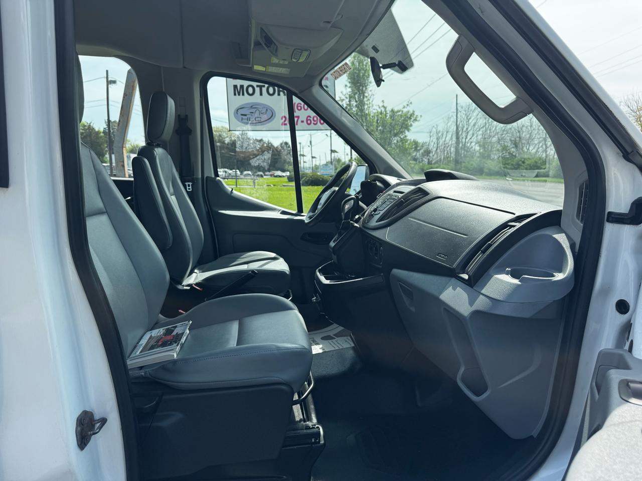 Ford Transit Wagon T-350 148" Med Roof XLT Sliding RH Dr 2016