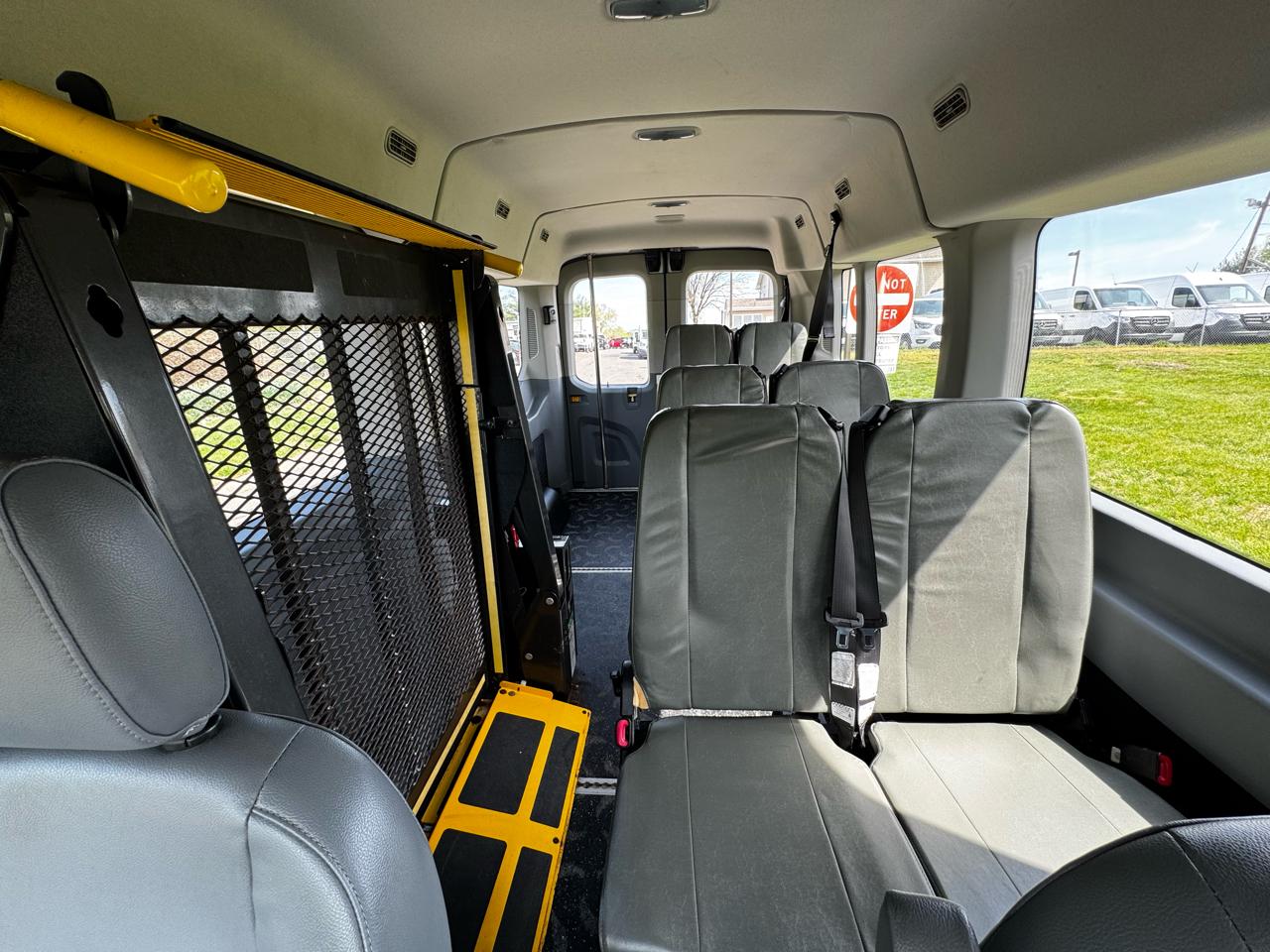 Ford Transit Wagon T-350 148" Med Roof XLT Sliding RH Dr 2016