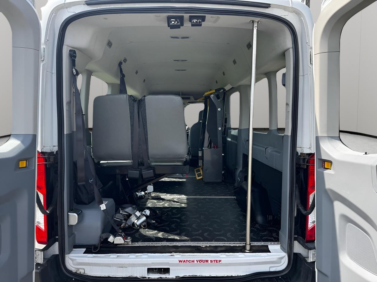 Ford Transit Wagon T-350 148" Med Roof XLT Sliding RH Dr 2016