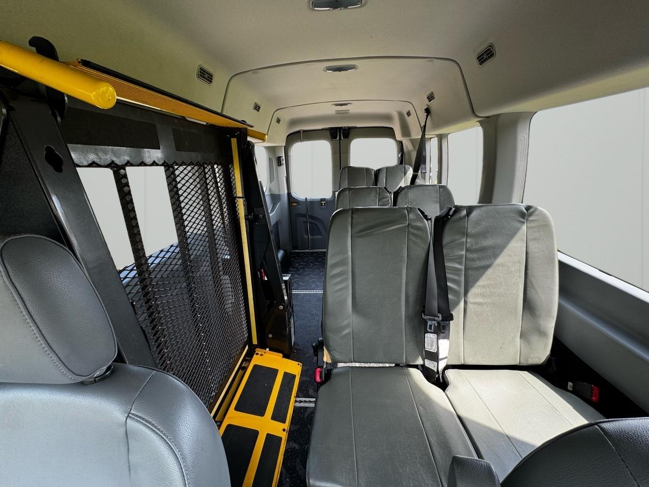 Ford Transit Wagon T-350 148" Med Roof XLT Sliding RH Dr 2016