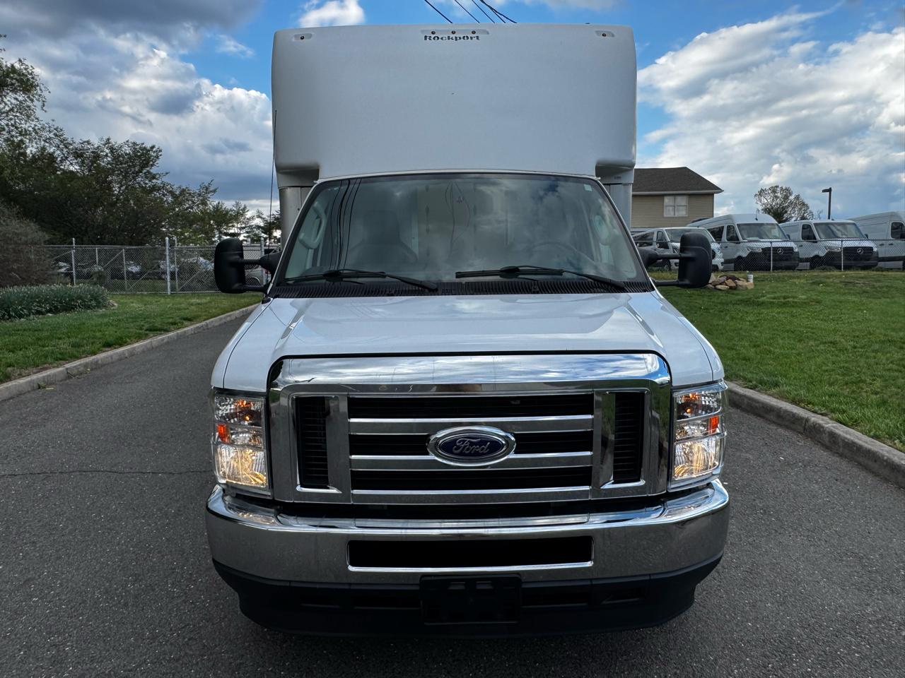 Ford E-Series Cutaway E-450 DRW 158" WB 2021