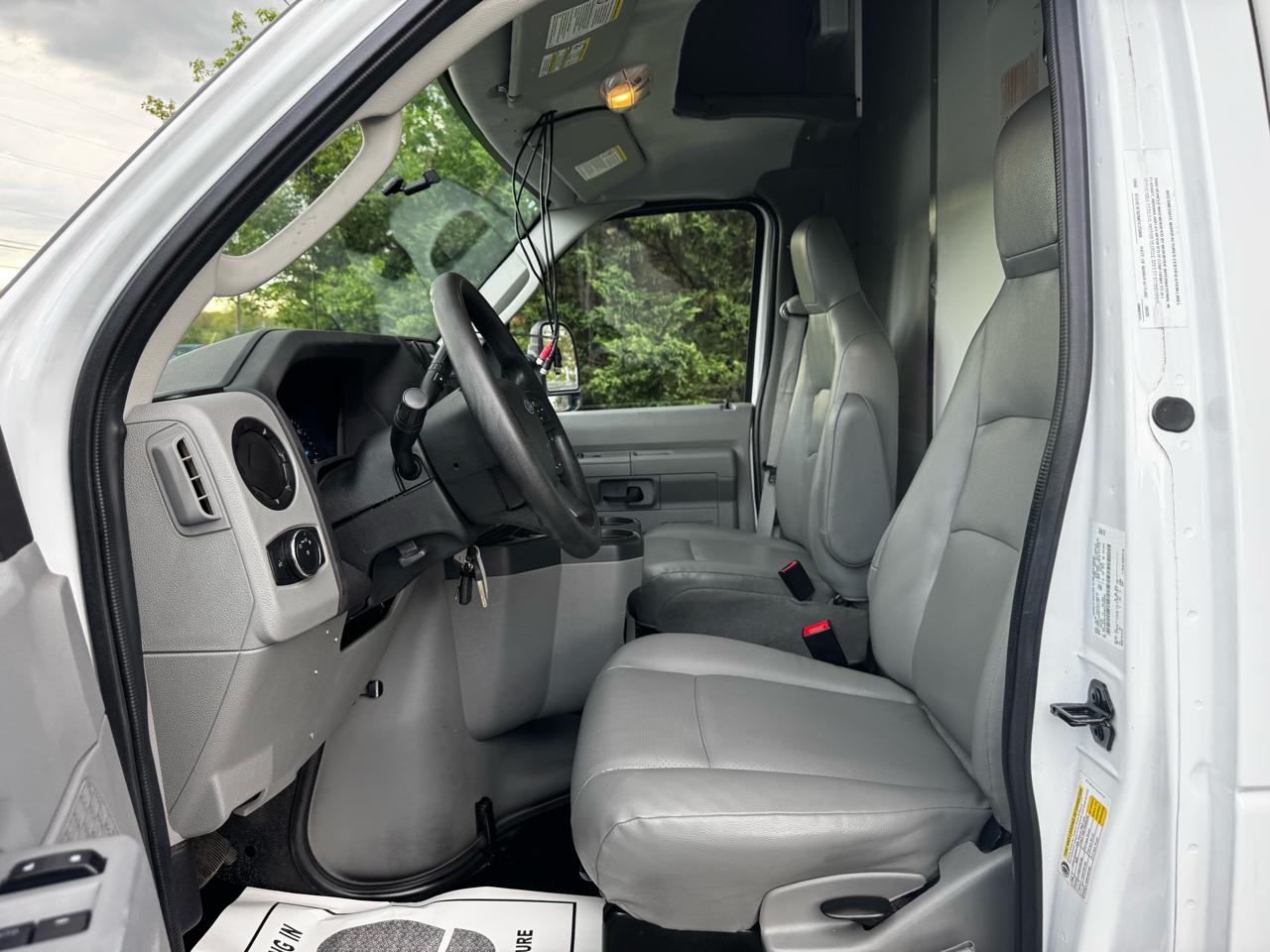 Ford E-Series Cutaway E-450 DRW 158" WB 2021