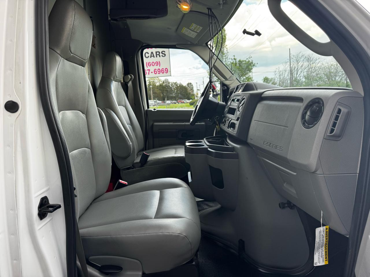 Ford E-Series Cutaway E-450 DRW 158" WB 2021