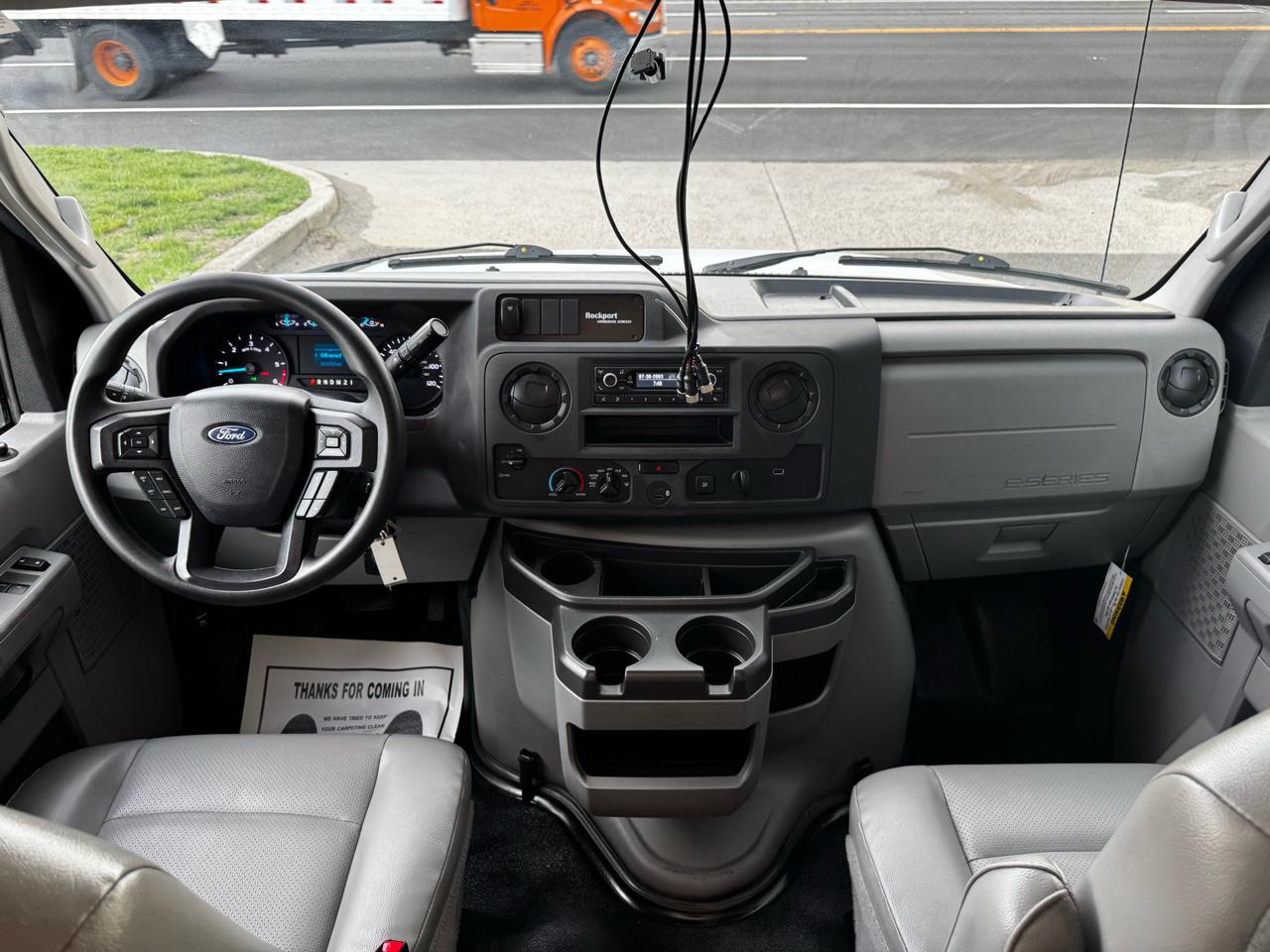 Ford E-Series Cutaway E-450 DRW 158" WB 2021