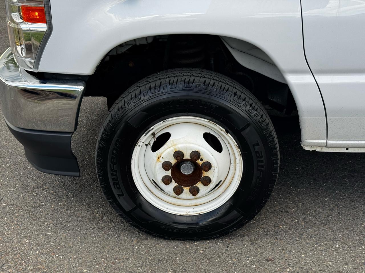 Ford E-Series Cutaway E-450 DRW 158" WB 2021