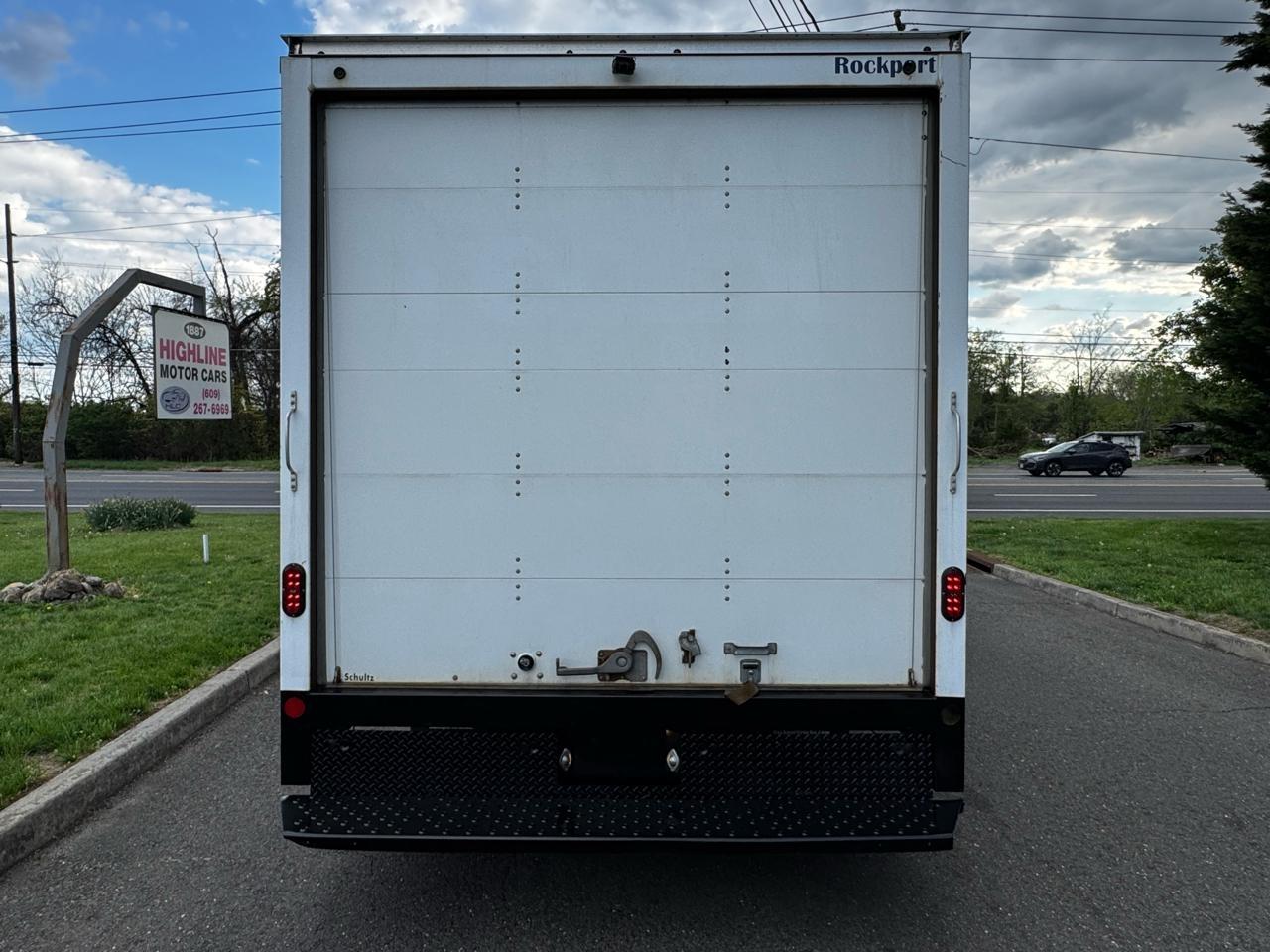 Ford E-Series Cutaway E-450 DRW 158" WB 2021