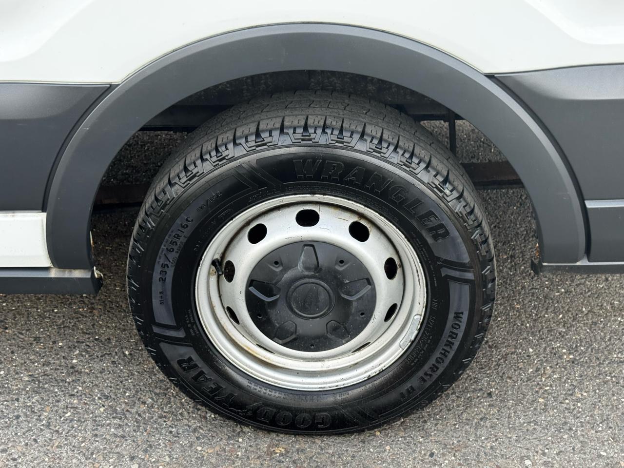 Ford Transit Wagon T-350 148" Med Roof XLT Sliding RH Dr 2016