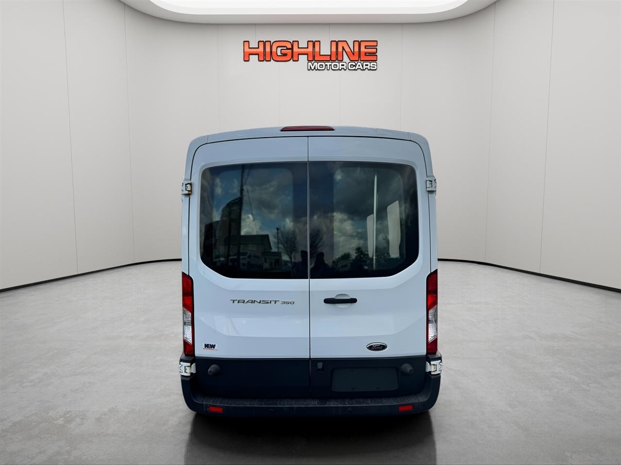 Ford Transit Wagon T-350 148" Med Roof XLT Sliding RH Dr 2016