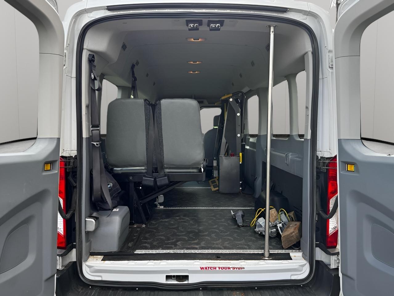 Ford Transit Wagon T-350 148" Med Roof XLT Sliding RH Dr 2016