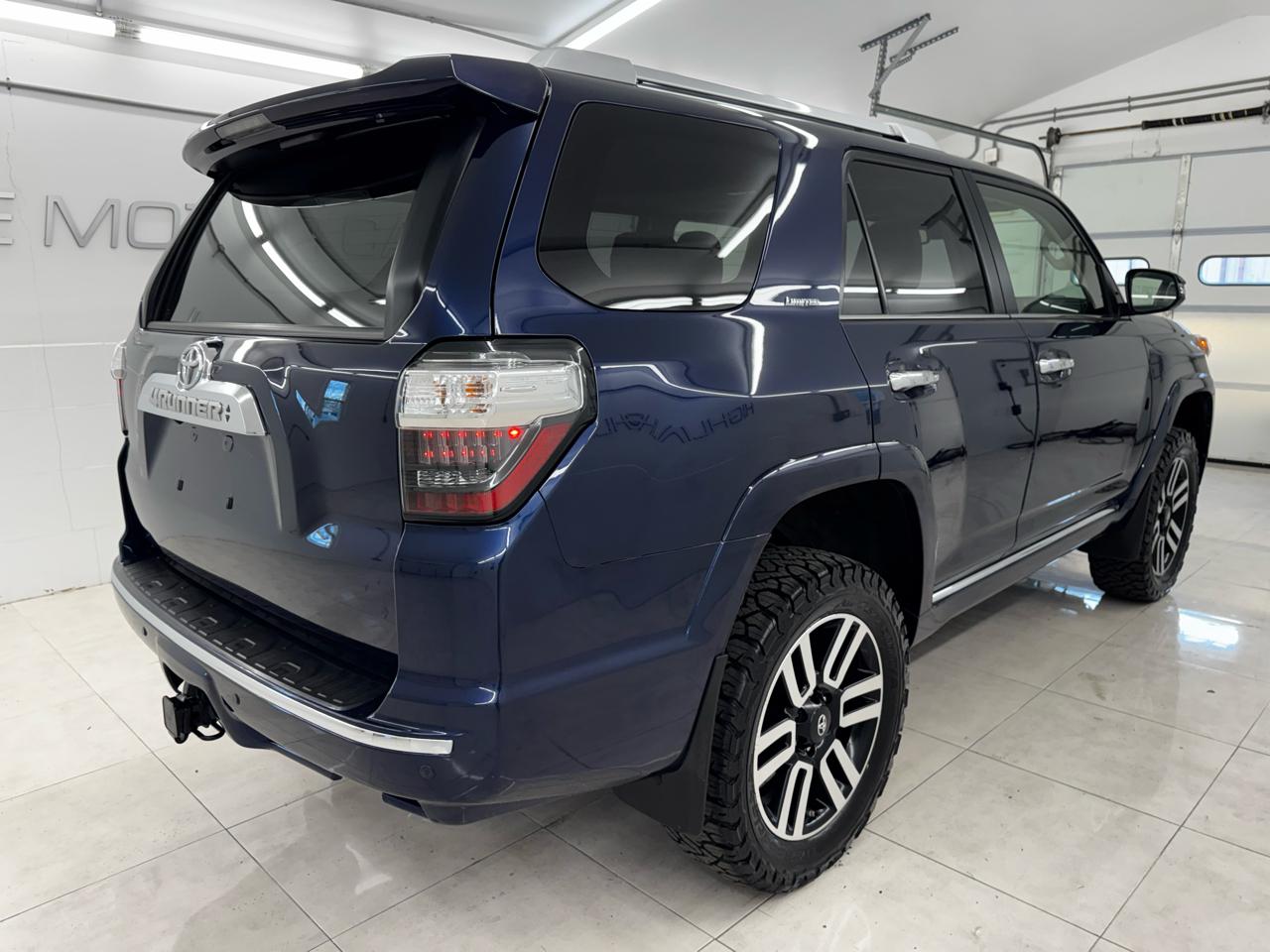 Toyota 4Runner TRD Off Road Premium 4WD (Natl) 2020