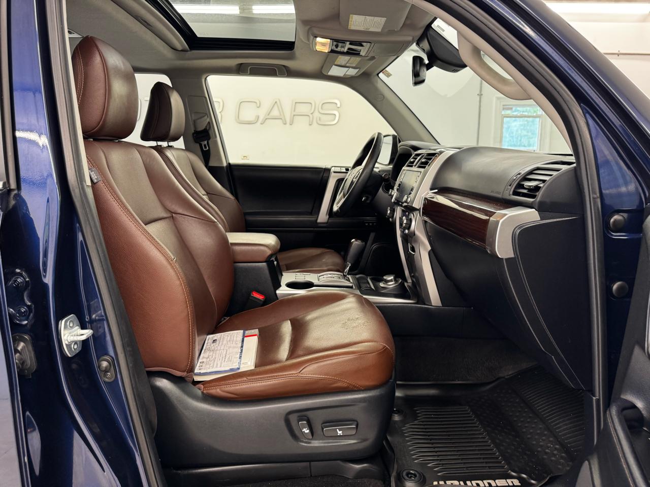 Toyota 4Runner TRD Off Road Premium 4WD (Natl) 2020