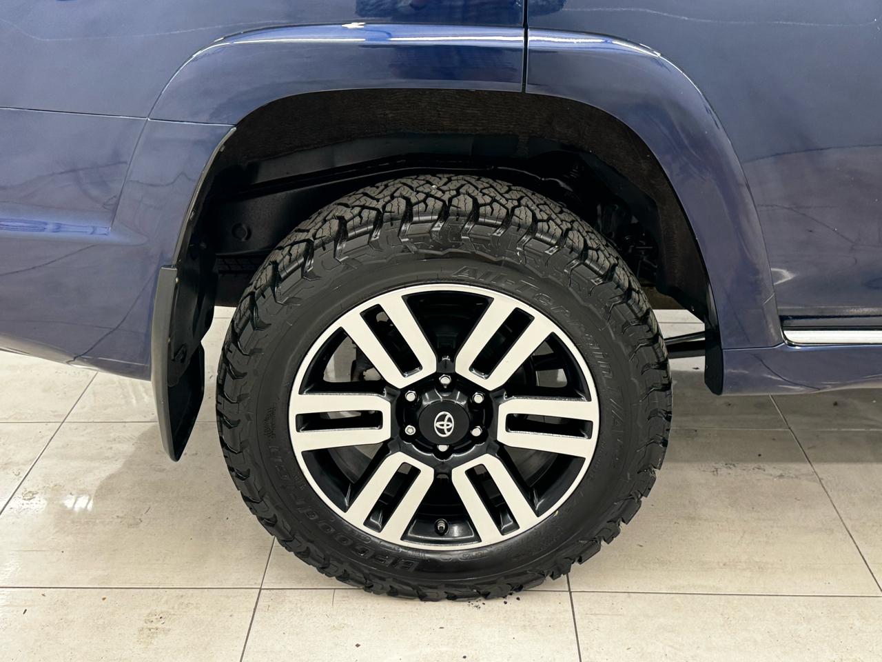 Toyota 4Runner TRD Off Road Premium 4WD (Natl) 2020