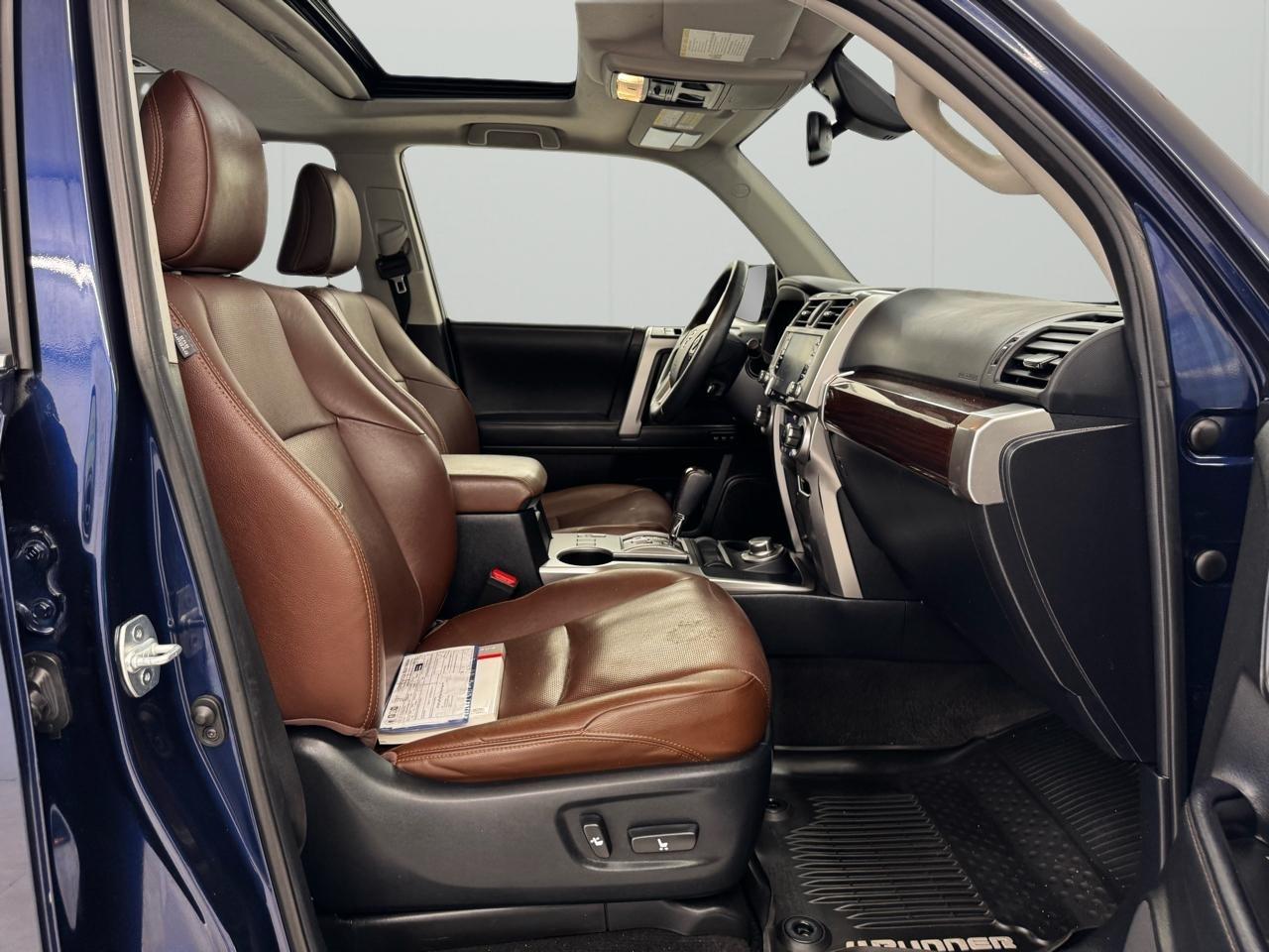 Toyota 4Runner TRD Off Road Premium 4WD (Natl) 2020