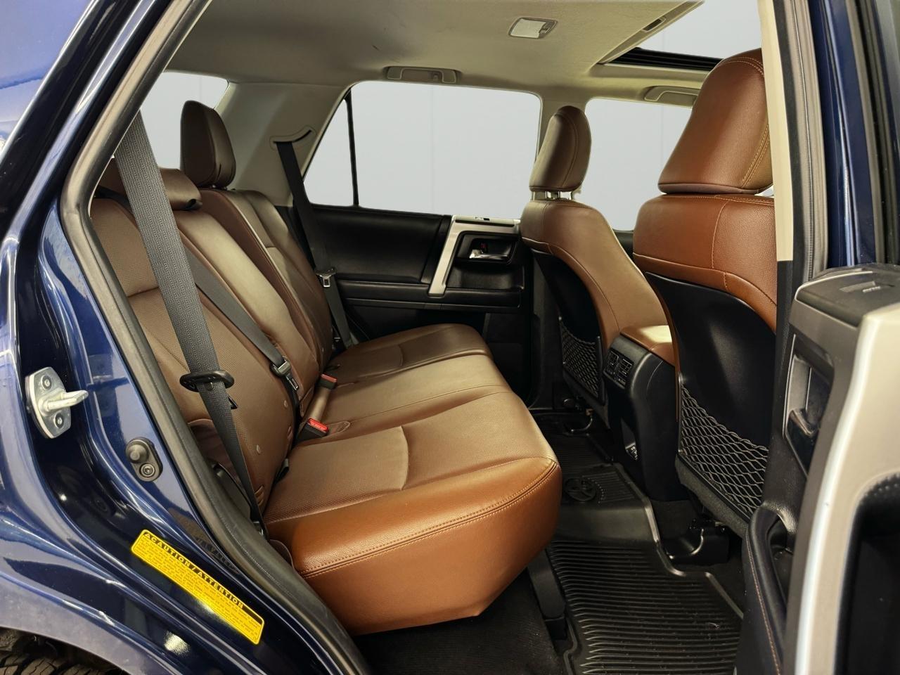 Toyota 4Runner TRD Off Road Premium 4WD (Natl) 2020