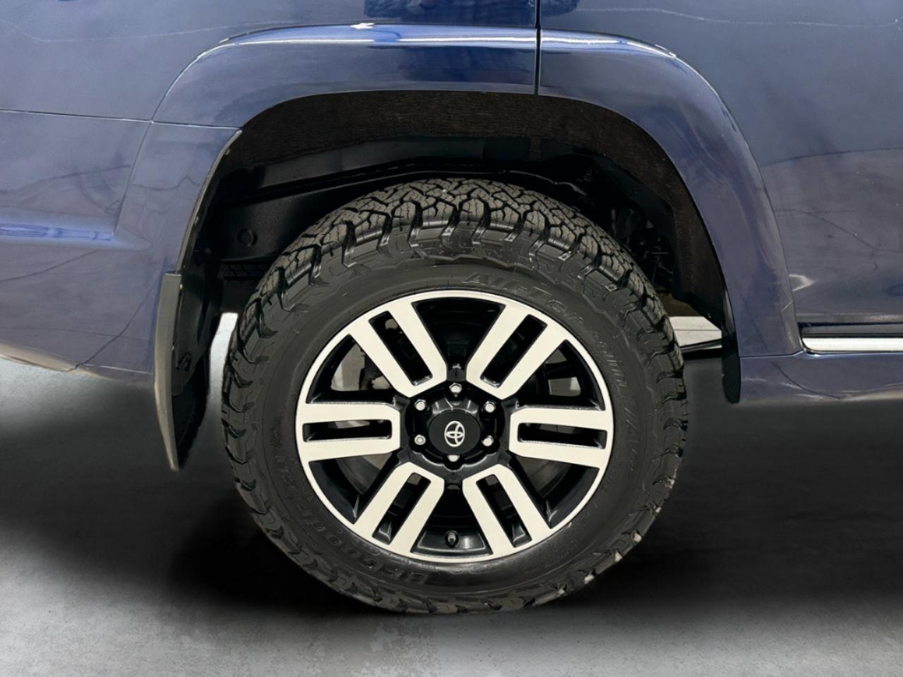 Toyota 4Runner TRD Off Road Premium 4WD (Natl) 2020