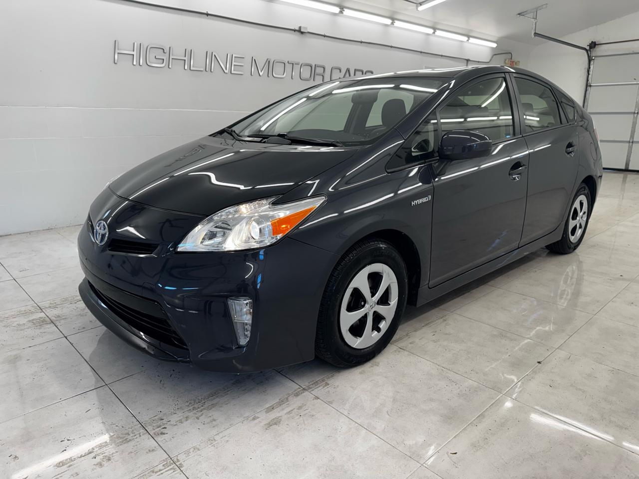 Toyota Prius 5dr HB Three (Natl) 2012