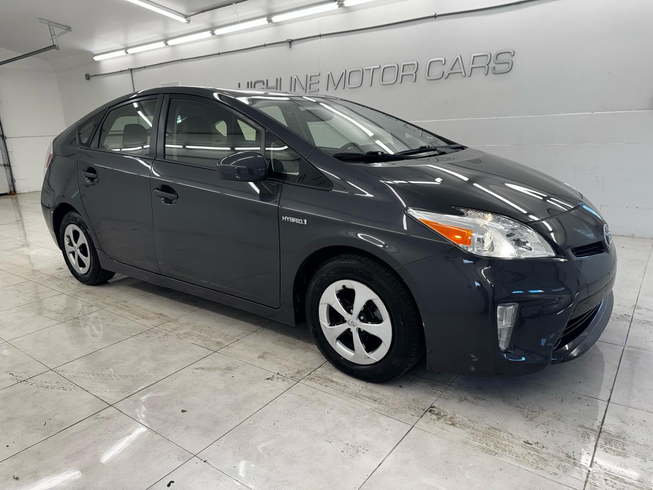 Toyota Prius 5dr HB Three (Natl) 2012