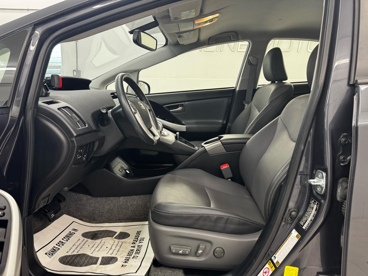 Toyota Prius 5dr HB Three (Natl) 2012