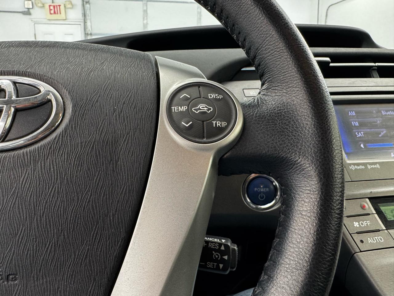 Toyota Prius 5dr HB Three (Natl) 2012