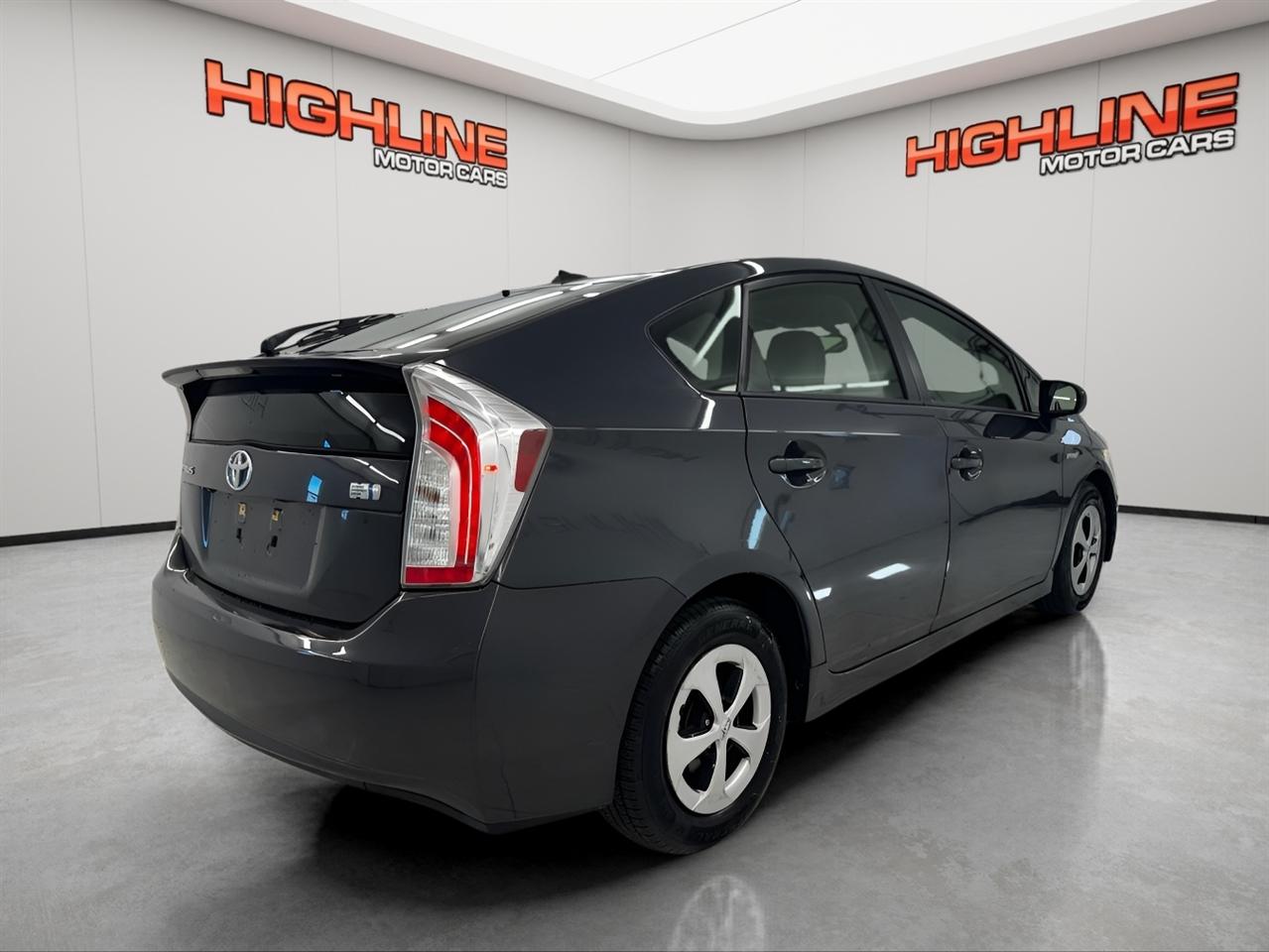 Toyota Prius 5dr HB Three (Natl) 2012