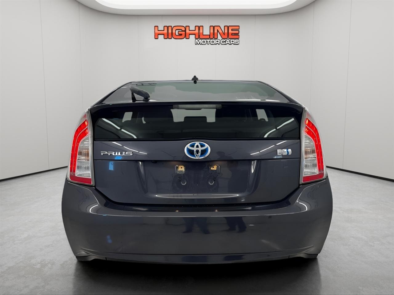 Toyota Prius 5dr HB Three (Natl) 2012