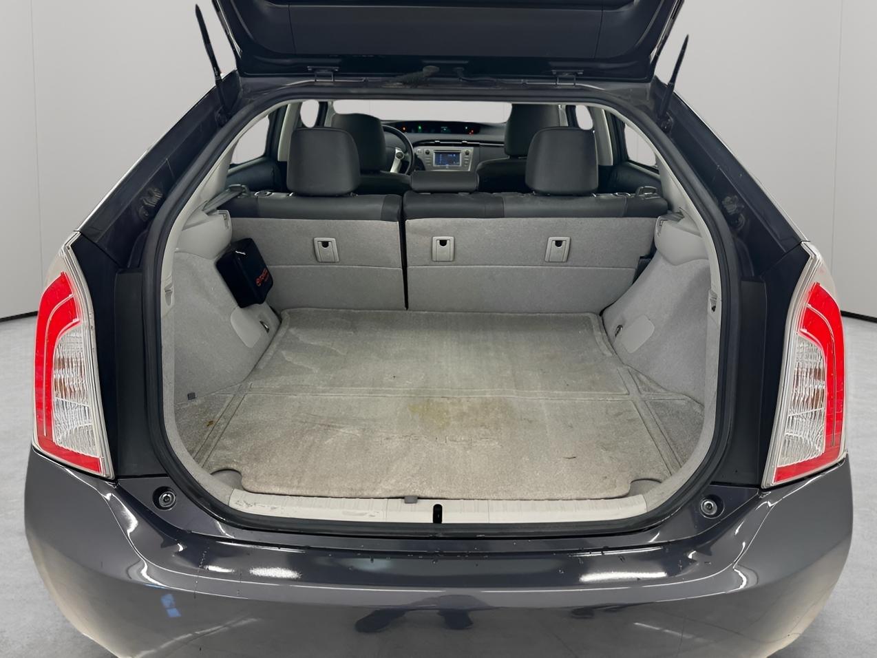 Toyota Prius 5dr HB Three (Natl) 2012