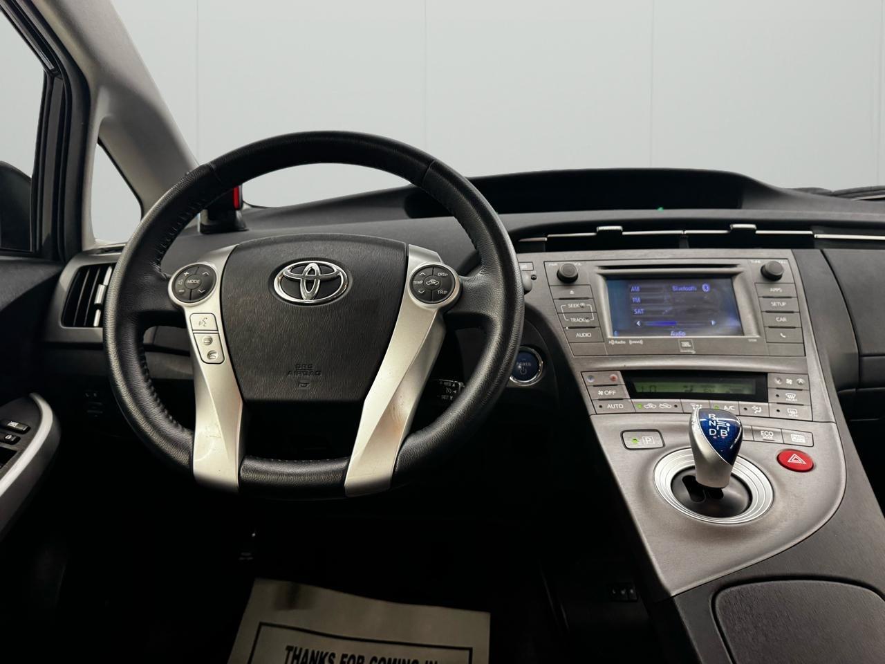 Toyota Prius 5dr HB Three (Natl) 2012