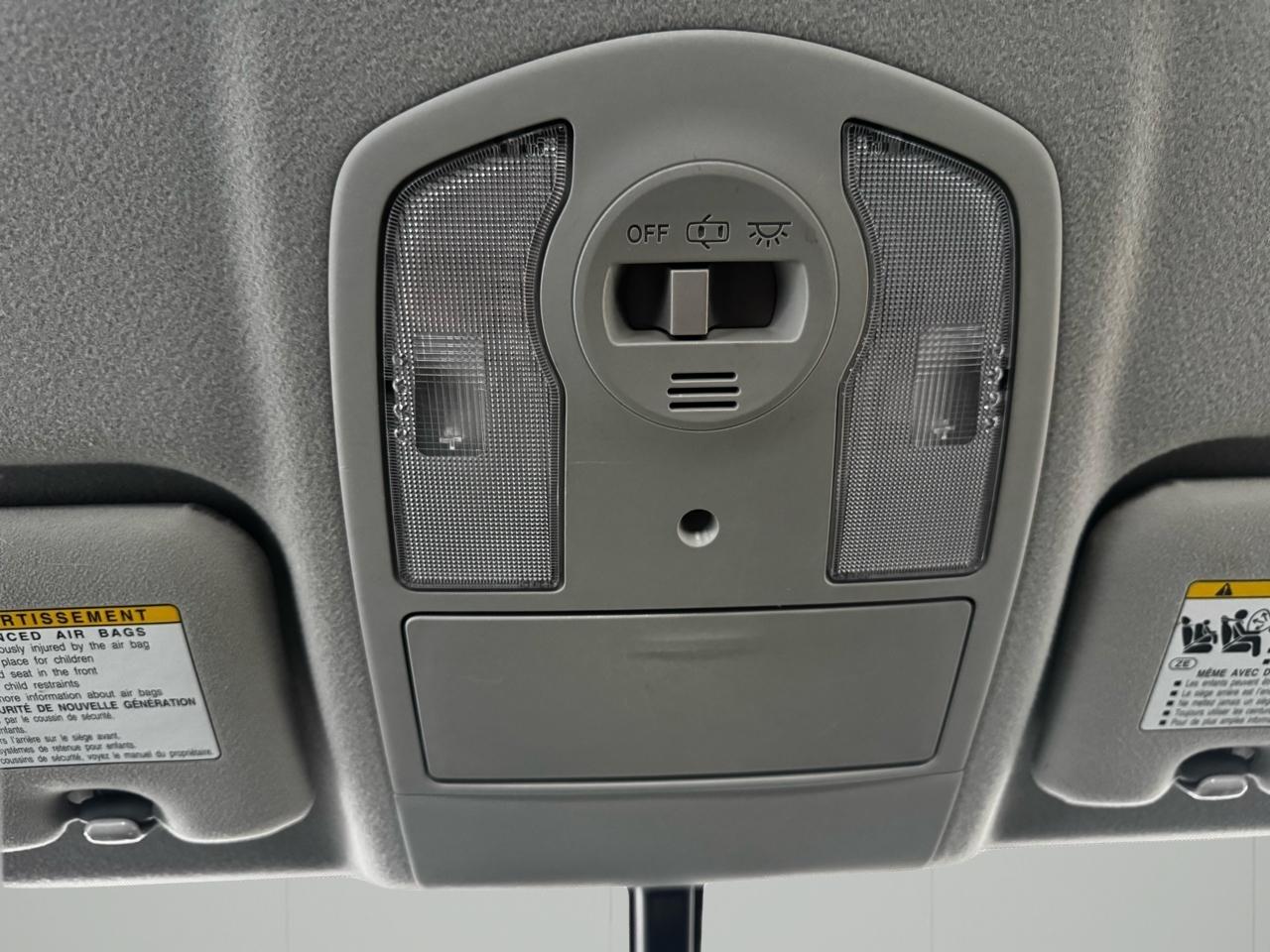 Toyota Prius 5dr HB Three (Natl) 2012